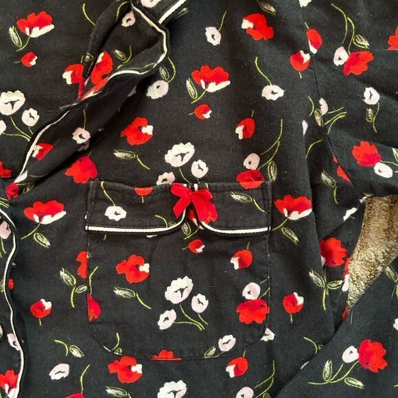 Victoria's Secret Black and Red Pajama Set - Picture 3 of 6